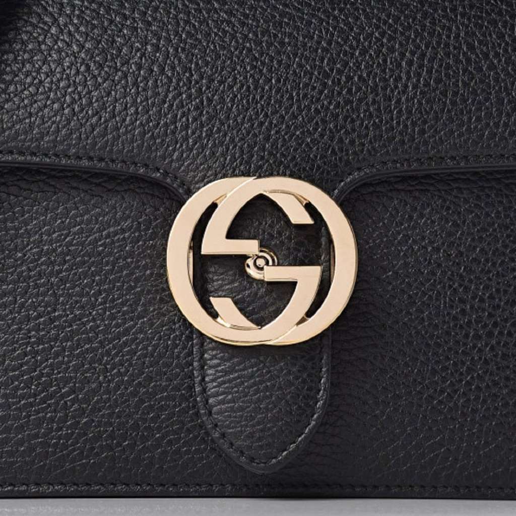 Gucci Gucci Black Icon GG Interlocking Small Crossbody Bag Black Leather Never worn - Model View