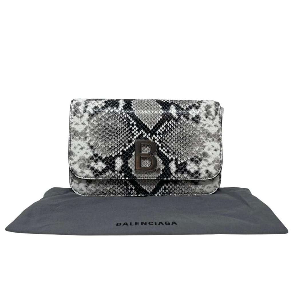 Balenciaga Balenciaga B Python Print Calfskin Leather Wallet on Chain Bag Silver Leather Never worn - Model View