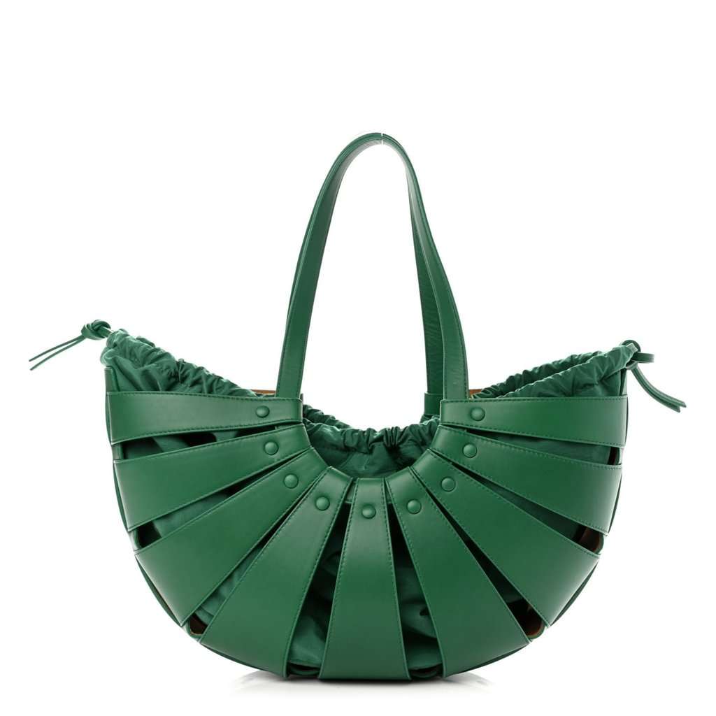 Bottega Veneta Bottega Veneta The Shell Bag Racing Green French Calfskin Shoulder Bag Green Leather Never worn - Front View