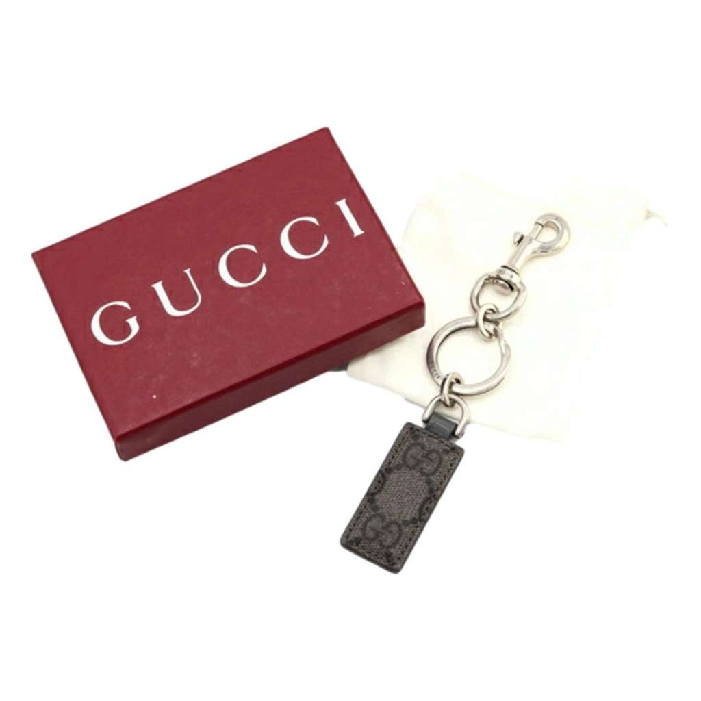 Gucci Gucci GG Supreme Canvas Key Ring Charm Silver Hardware MultiColor Leather Never worn - Model View