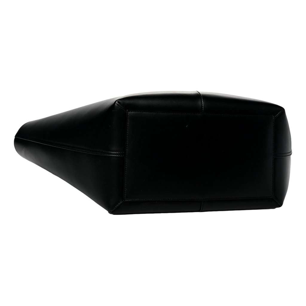 Saint Laurent Saint Laurent Maxi Ring Handle Tote in Black Smooth Leather with Gold-Tone Ring Hardware Large Black Leather Never worn - Inside View