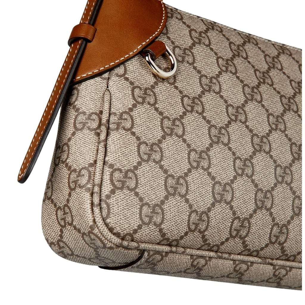 Gucci Gucci GG Emblem Supreme Canvas Leather Shoulder Bag Brown Beige Brown Leather Never worn - Model View