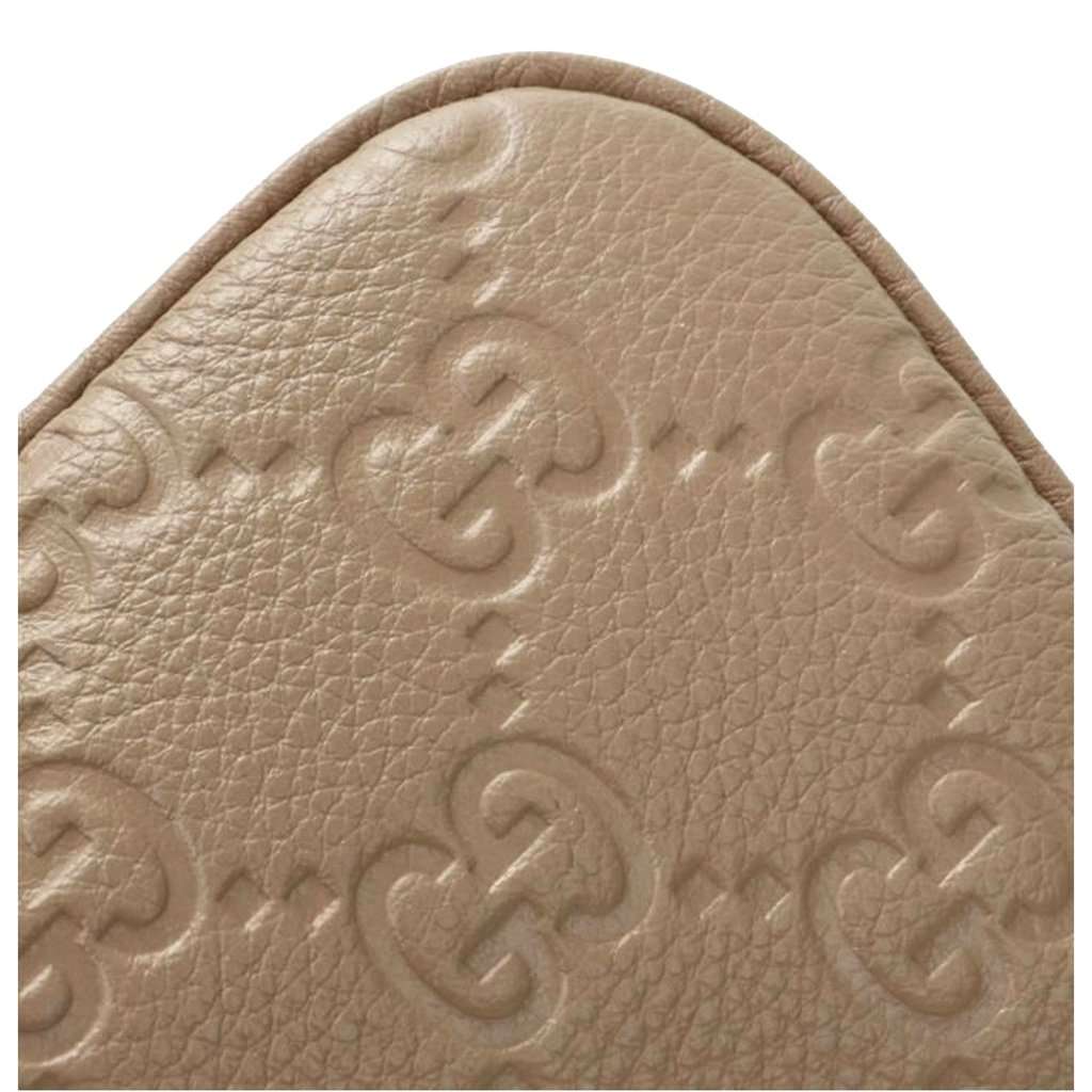 Gucci Gucci GG Logo Small Leather Shoulder Bag with Chain Strap in Beige Brown Leather Never worn - Model View
