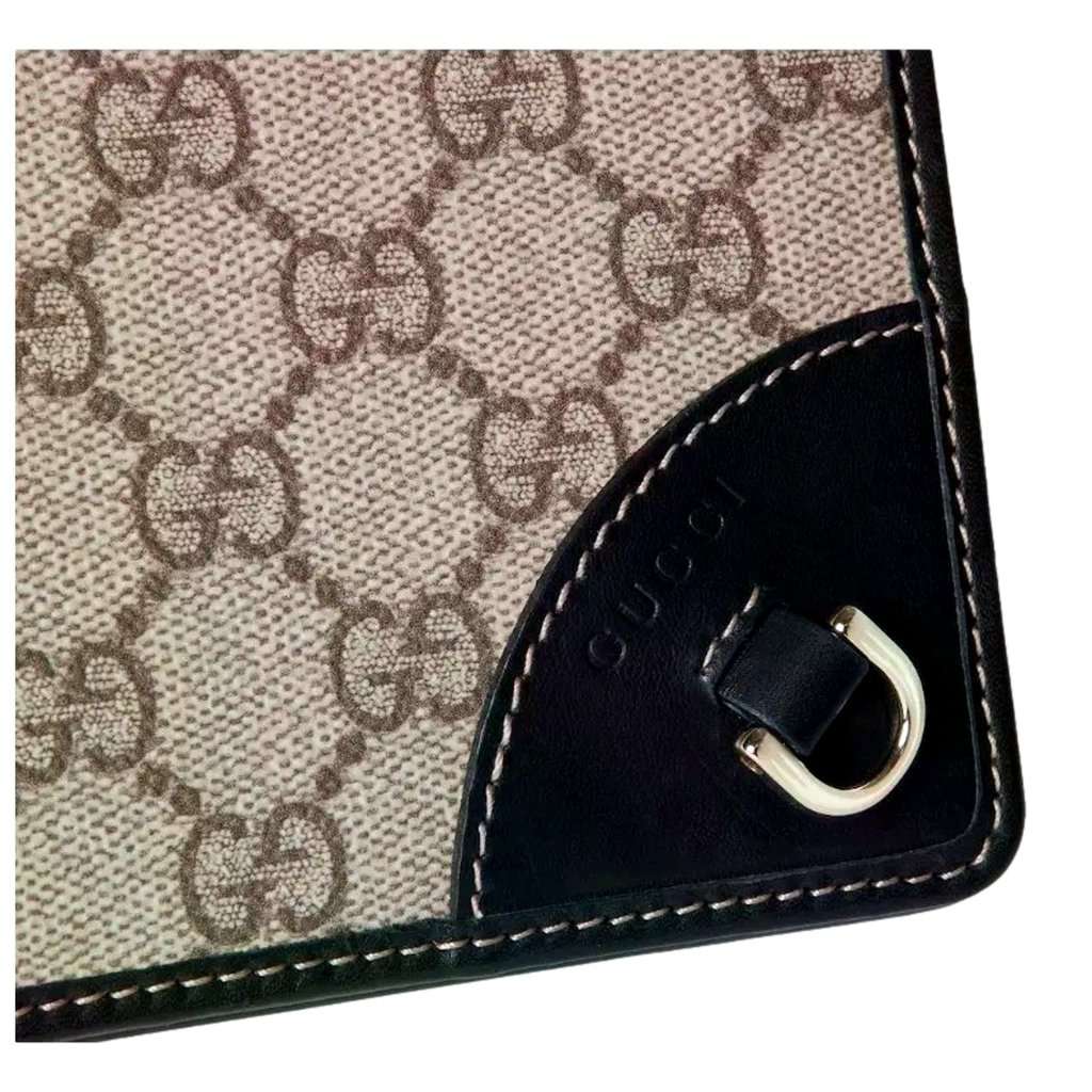 Gucci Gucci GG Emblem Canvas and Leather Wallet Mini Crossbody Bag in Black Black Leather Never worn - Model View