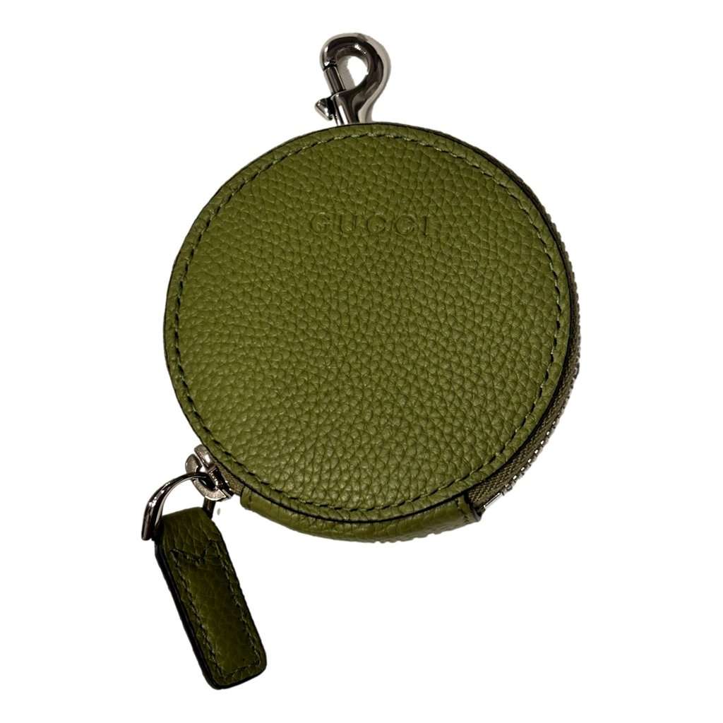 Gucci Gucci Round Coin Case Keychain Calf Leather Lime Green Pouch Green Leather Never worn - Front View