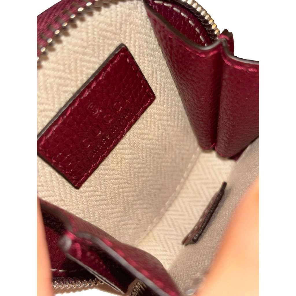 Gucci Gucci Round Coin Case Keychain Calf Leather Burgundy Red Pouch Burgundy Leather Never worn - Inside View