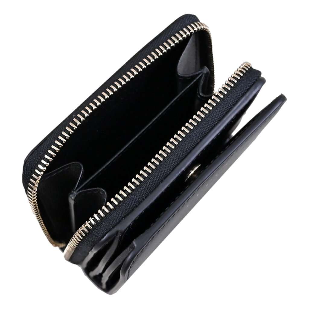 Gucci Gucci Black Patent Leather Zip-Around Wallet with Bamboo Pull Black Leather Never worn - Model View