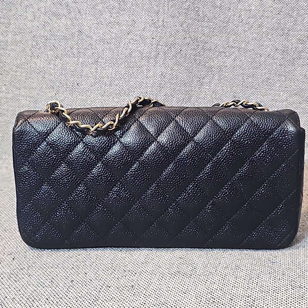 Chanel EAST WEST CAVIAR Black Leather Good condition - Back View