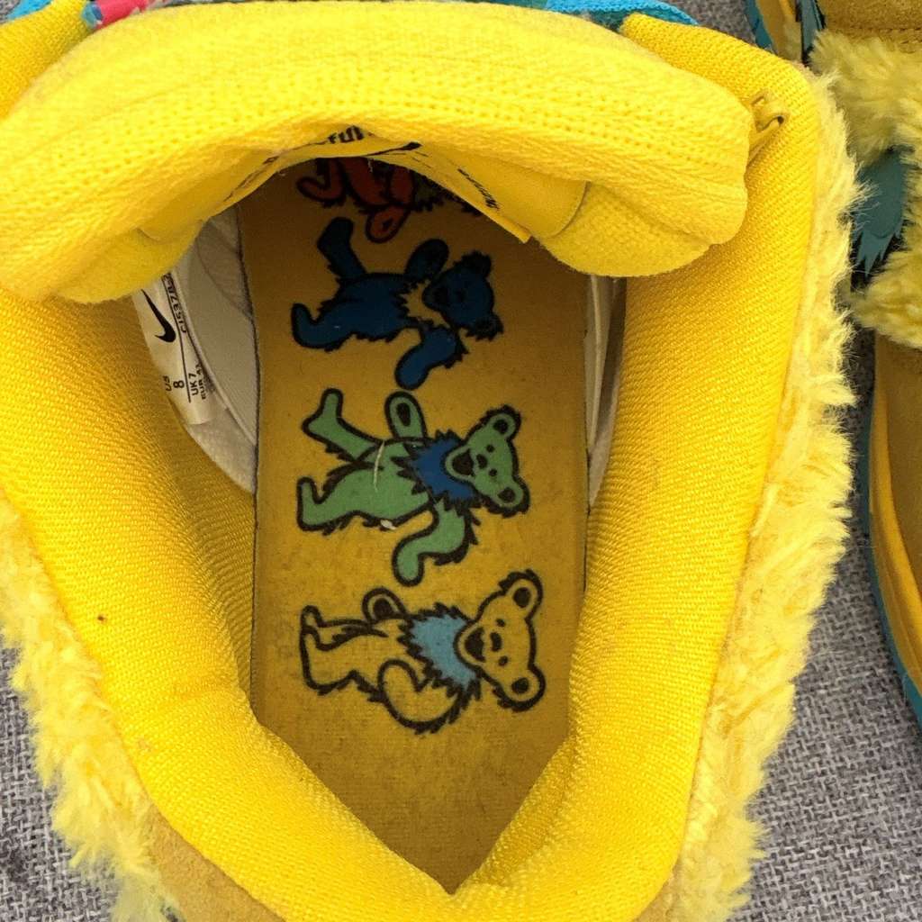 Nike Grateful Dead Bears Opti Yellow Good condition - Box View