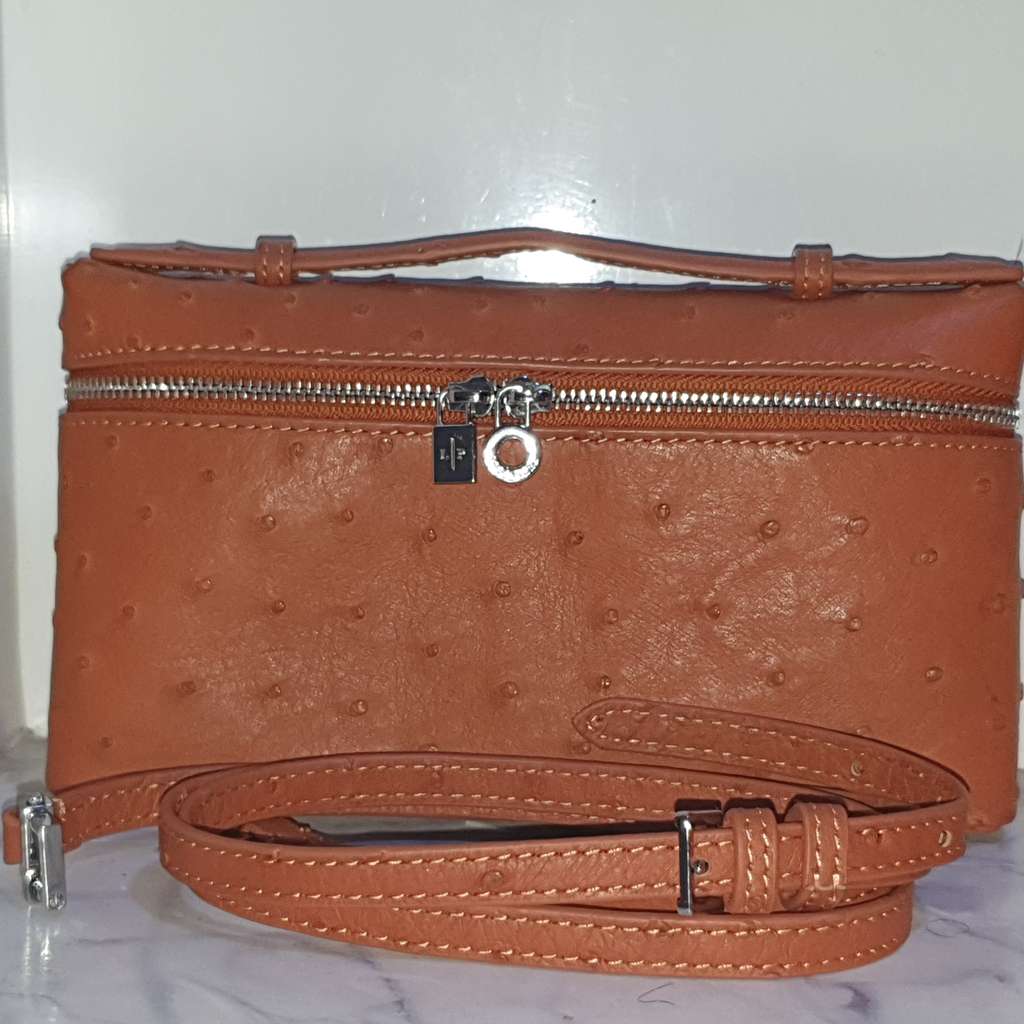 Loro Piana Extra pocket L19 Brown Leather Never worn - Box View