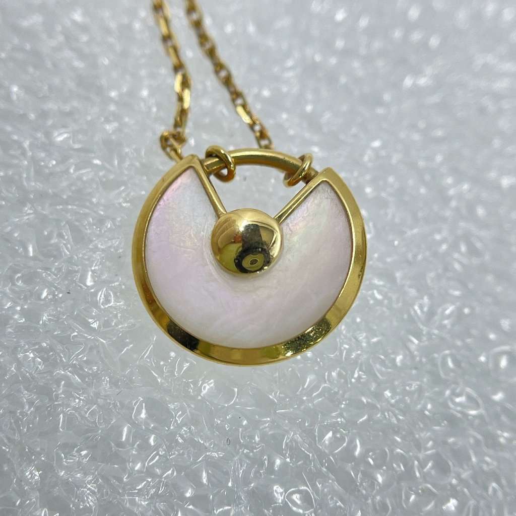 Cartier Amulette Necklace MultiColor Lace Very good - Model View