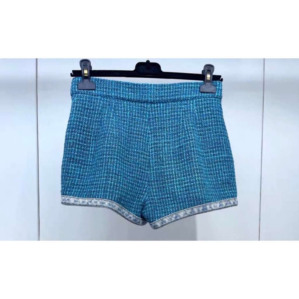 Chanel Tweed Shorts MultiColor Tweed Very good - Back View