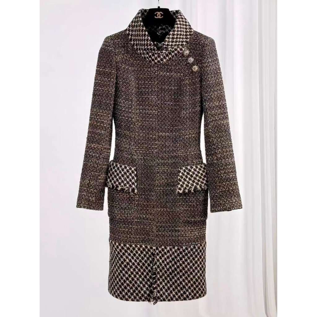 Chanel Wool Dress MultiColor Wool Very good - Model View