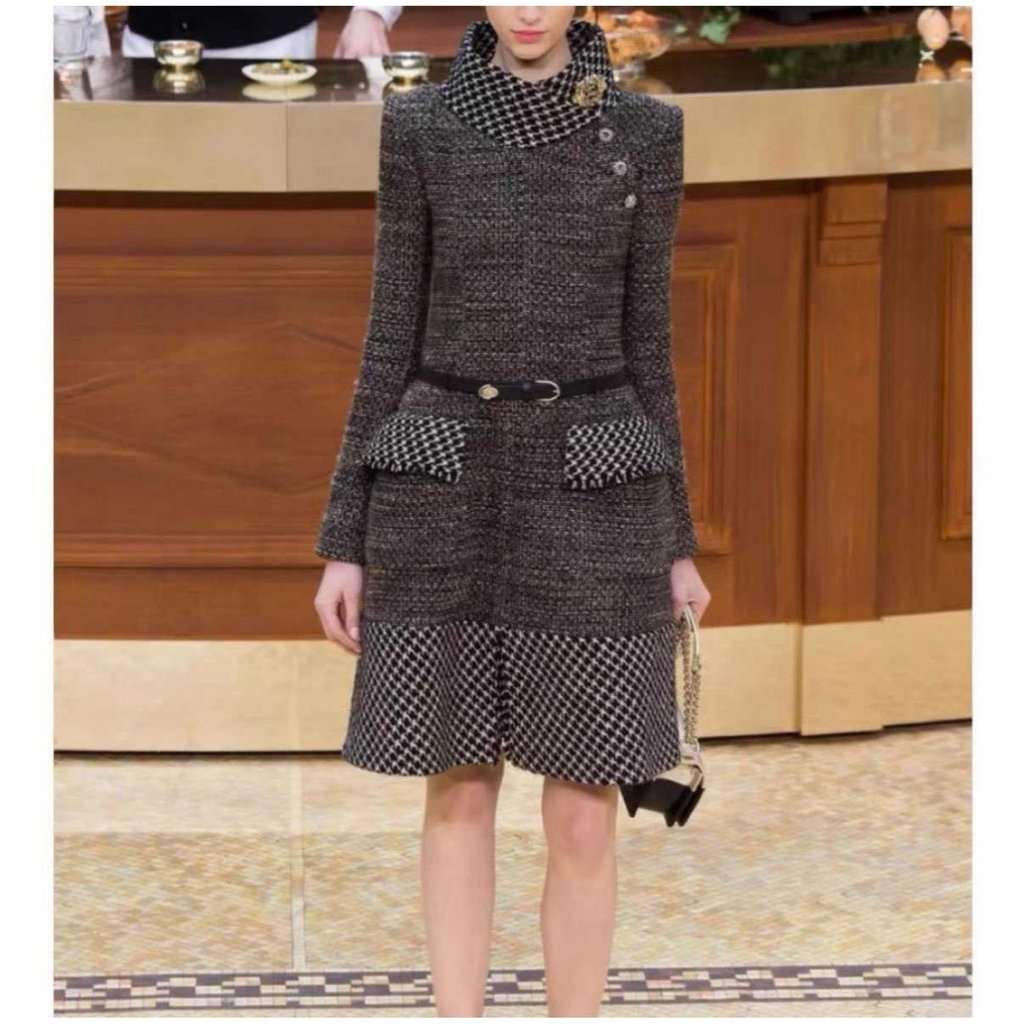 Chanel Wool Dress MultiColor Wool Very good - Box View
