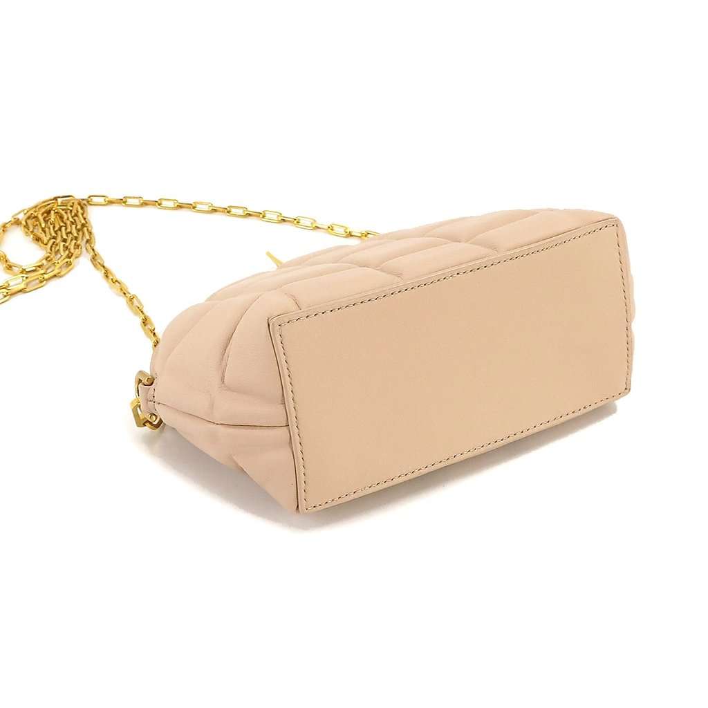 Bottega Veneta Beige Leather Padded Half Moon Chain Shoulder Bag Beige Leather Very good - Model View
