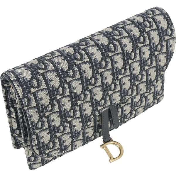 Dior Saddle Wallet on Chain in Blue Dior Oblique Jacquard Blue Very good - Model View
