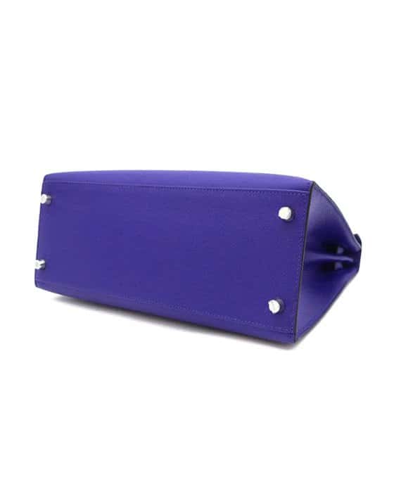 Hermès 2023 (Stamp B) Size 28 Epsom leather Kelly in Blue Electric Color with Palladium Hardware Blue Leather Very good - Inside View