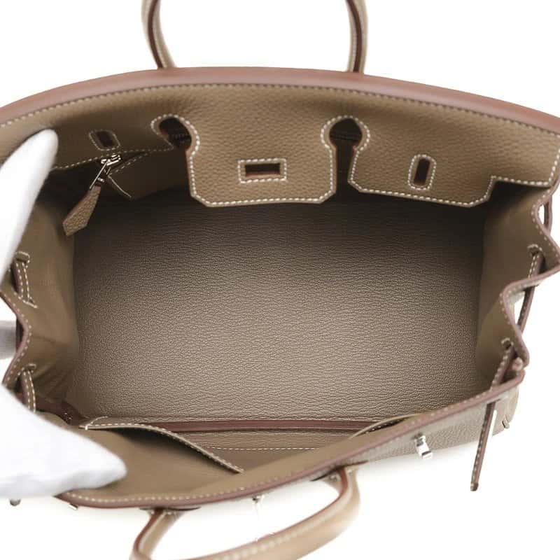 Hermès 2024 Birkin (Stamp W) Size 25 Togo Leather Handbag in Etoupe color with Palladium Hardware Beige Leather Never worn - Box View