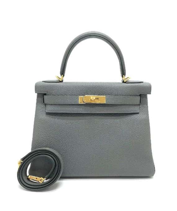 Hermès (Stamp U) Size 28 Togo leather Kelly in Vert Amande Gray Color with Gold Hardware Grey Leather Never worn - Front View