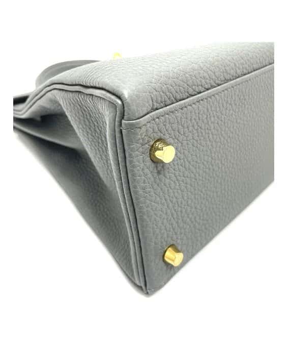 Hermès (Stamp U) Size 28 Togo leather Kelly in Vert Amande Gray Color with Gold Hardware Grey Leather Never worn - Box View