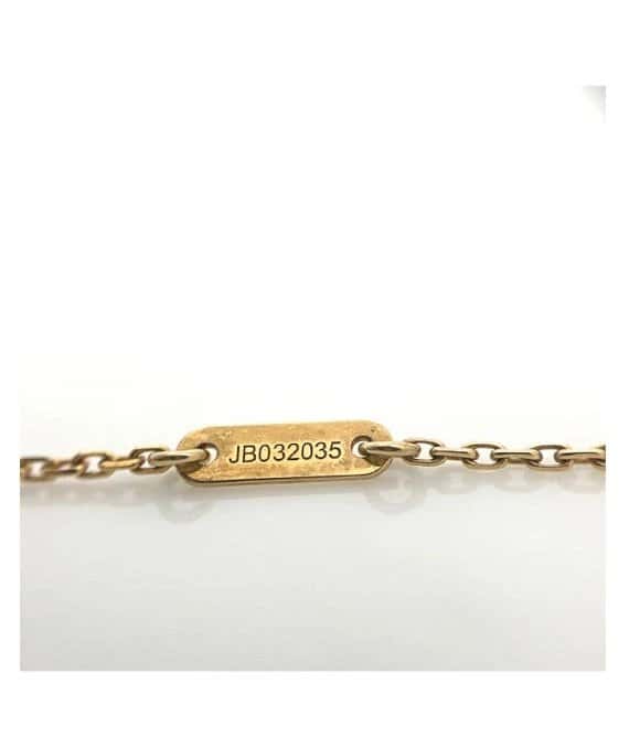 Van Cleef & Arpels Sweet Alhambra Mini Necklace In 18k Yellow Gold Yellow Gold Very good - Model View