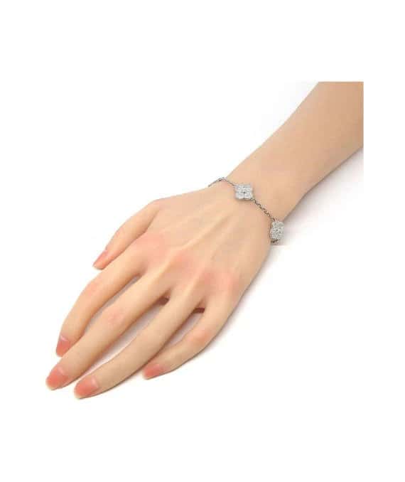 Van Cleef & Arpels Bracelet Vintage Alhambra Diamond Paved 5 Motif 18k White Gold Bracelet White Gold Very good - Model View