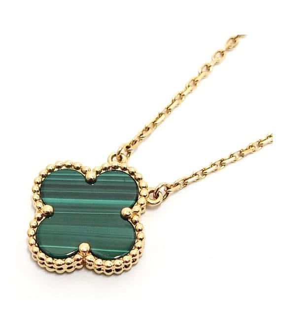 Van Cleef & Arpels Vintage 18k Yellow Gold Necklace with Alhambra Malachite Pendant Yellow Gold Very good - Model View