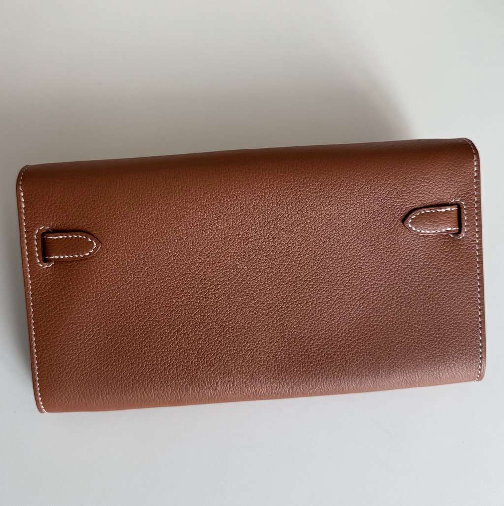 Hermès Kelly to go Brown Leather Never worn, with tag - Back View
