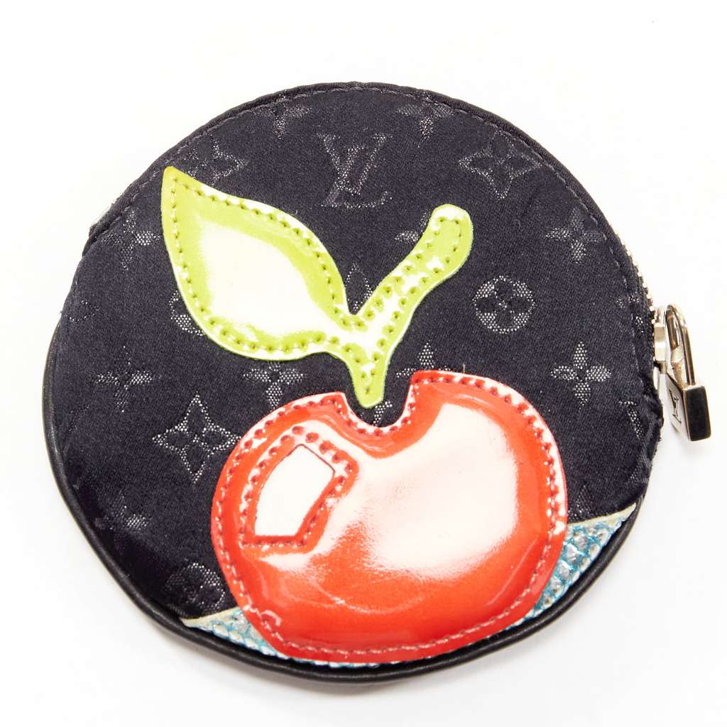 Louis Vuitton Apple Coin Pouch Black Very good - Front View
