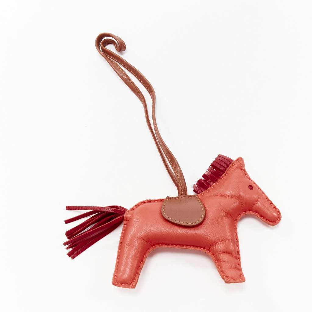 Hermès Milo Rodeo MM Red Leather Good condition - Back View