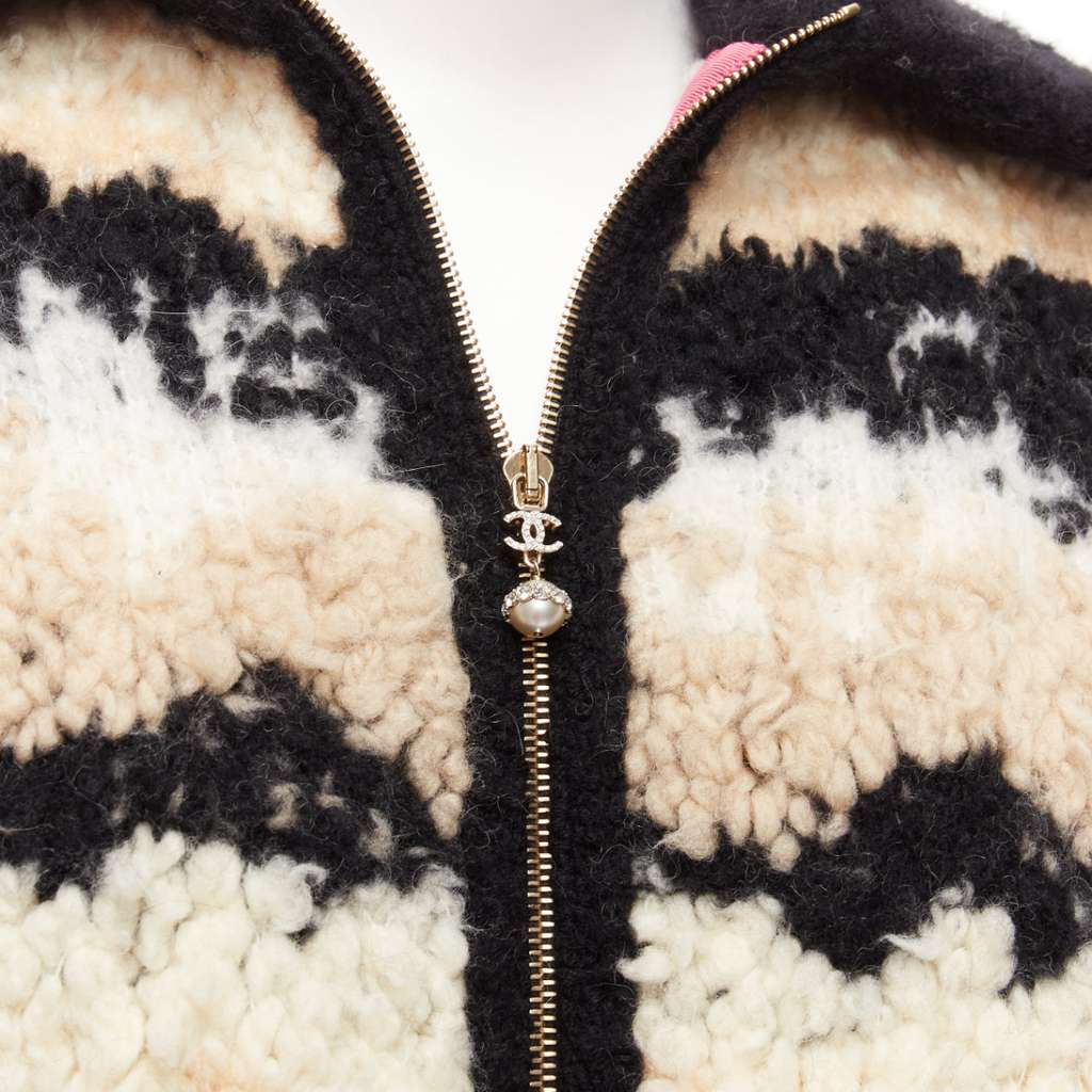 Chanel CC Pearl Bomber Beige Wool Never worn - Back View