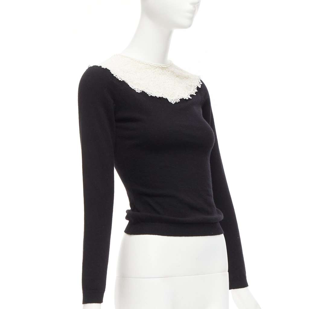 Valentino Garavani Beaded Lace Sweater Beige Wool Never worn - Inside View
