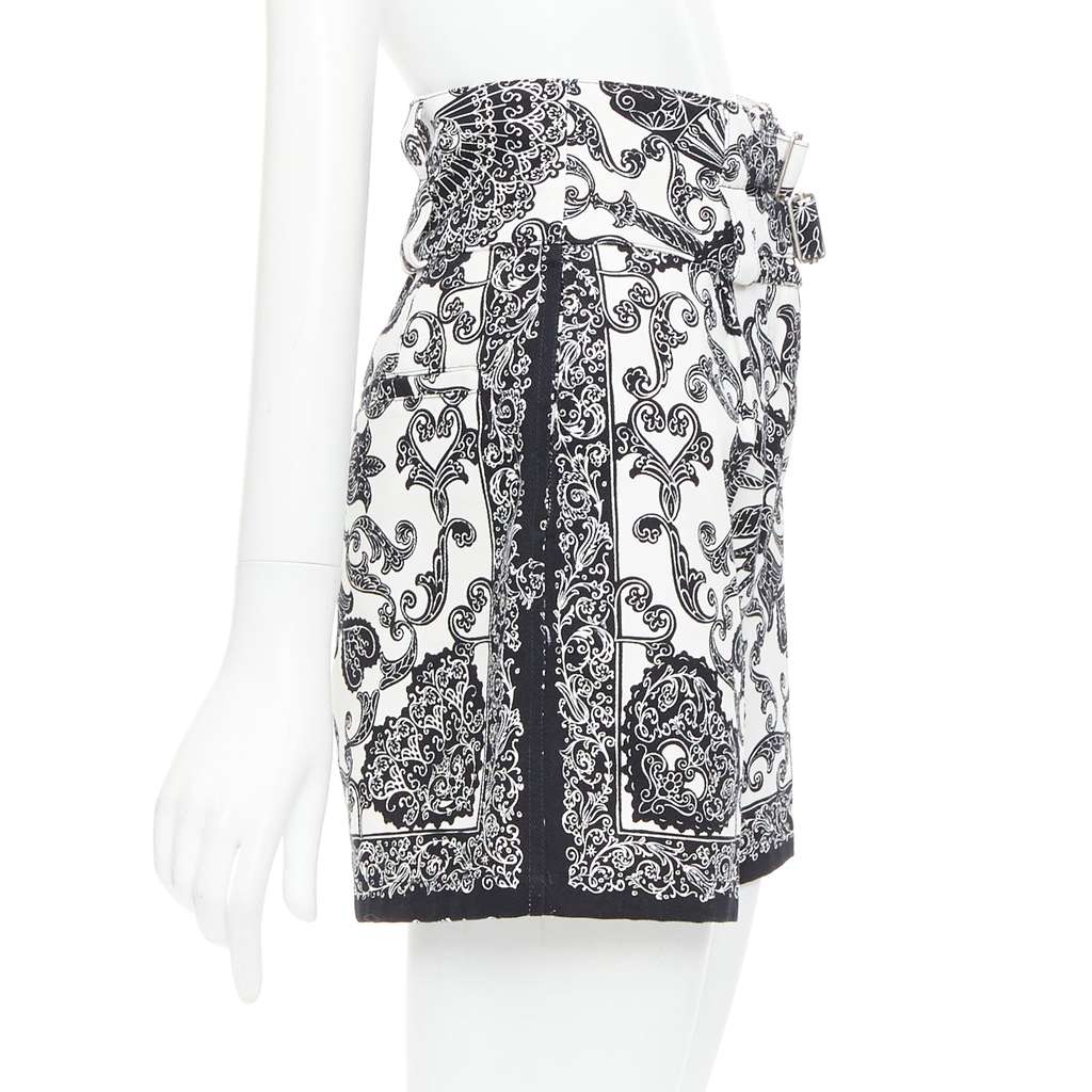 Dior Double Belt Shorts Black Cotton Very good condition - Model View