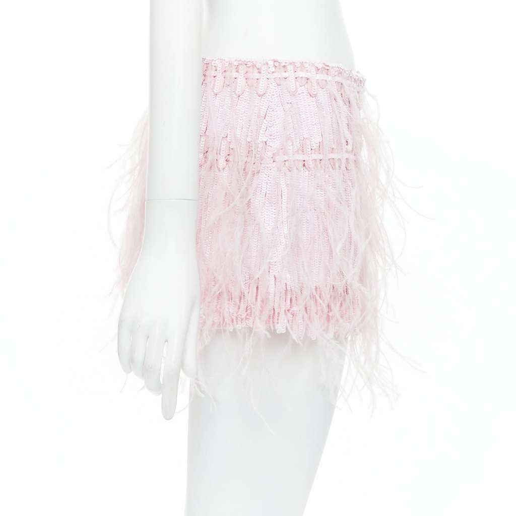 Valentino Sequin Feather Skirt Pink Silk Very good condition - Model View