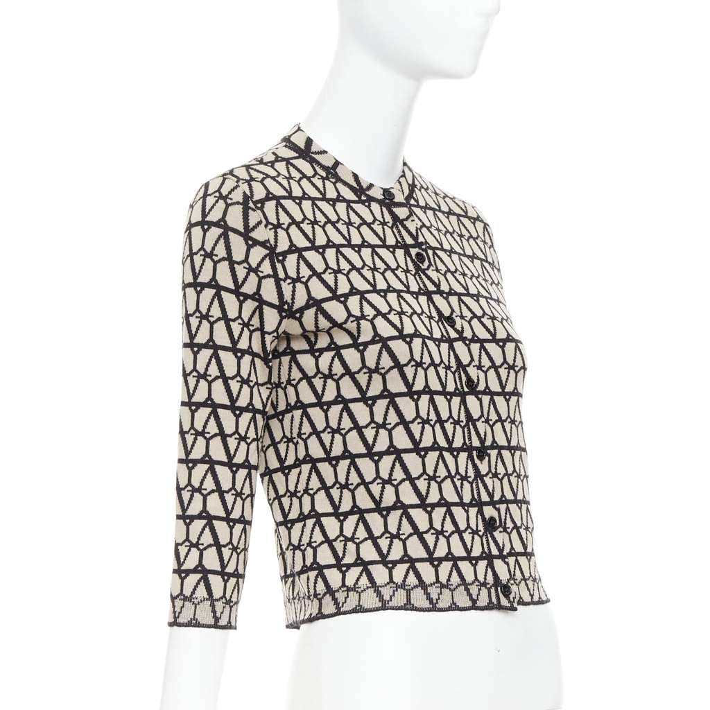 Valentino Iconographe Cardigan Beige Wool Very good - Model View