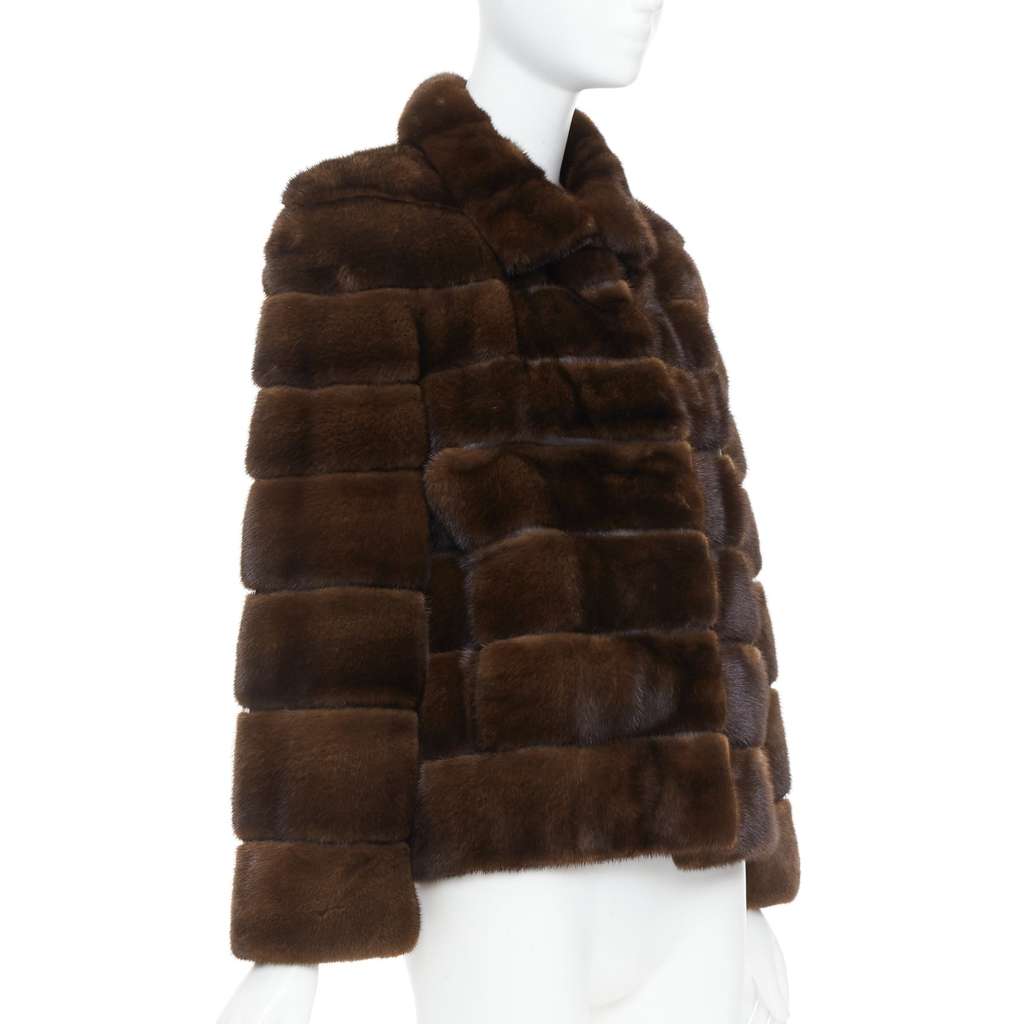 Unsigned Brown Rare Fur Jacket Brown Fur Very good - Model View