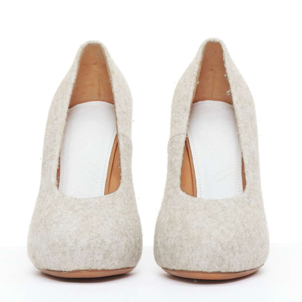 Maison Martin Margiela Grey Felt Pumps Grey Very good - Inside View