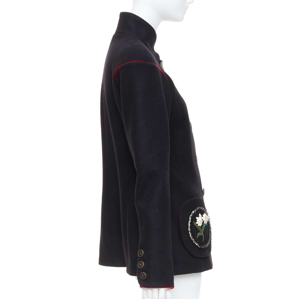 Chanel P51886W056888 Black Wool Very good - Box View