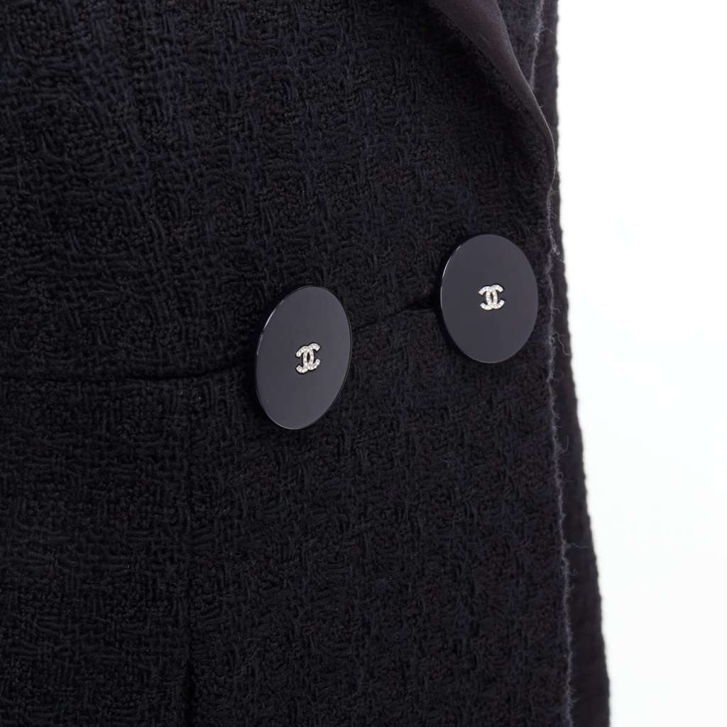 Chanel P56950V41202 Black Wool Never worn - Back View