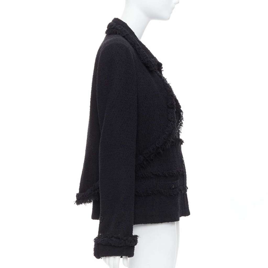 Chanel P33960V20596 Black Wool Very good - Box View