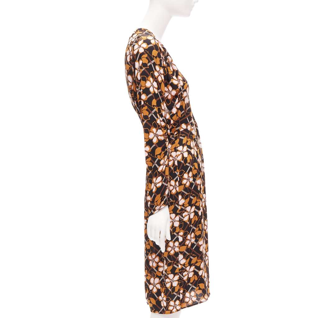 Marni Flower V-Neck Dress Pink Viscose Very good - Model View