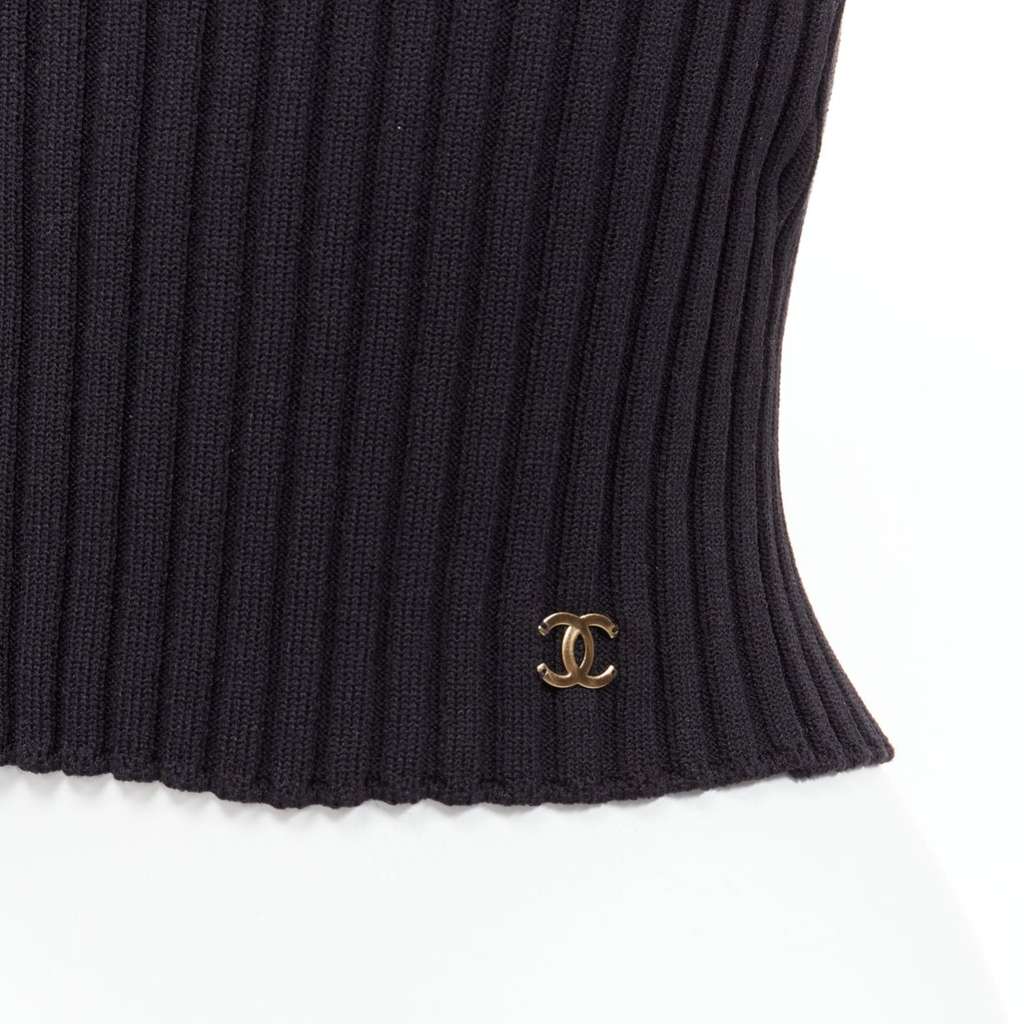 Chanel CC Logo Cropped Vest Black Never worn - Back View