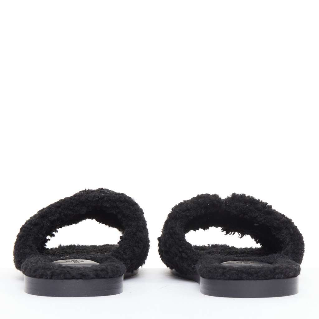 Hermès Oran Black Fur Very good condition - Box View