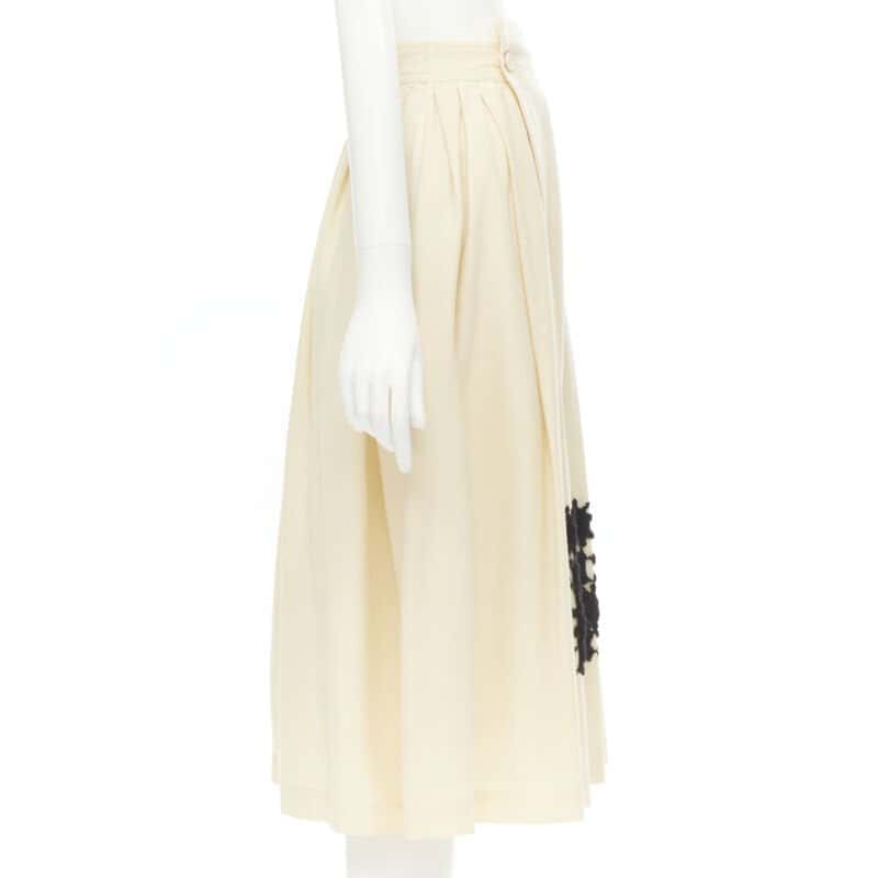 Comme Des Garcons Lattice Lace Skirt Beige Wool Very good - Model View