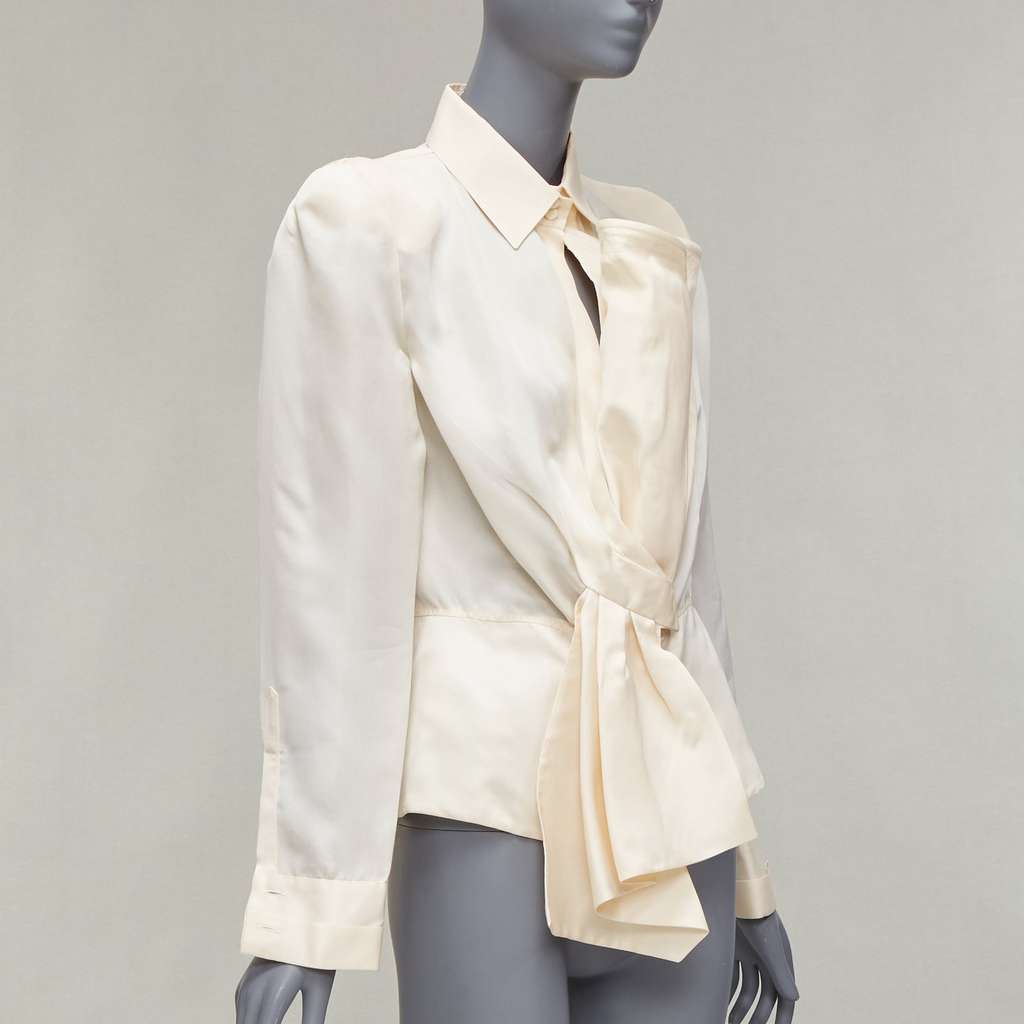 Gianfranco Ferré Bow Detail Jacket Beige Silk Very good condition - Inside View