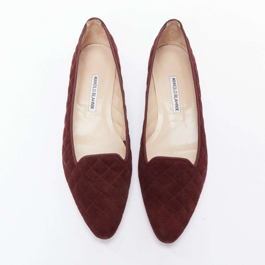 Manolo Blahnik Quilted Maryjane Heels Burgundy Suede Very good - Front View