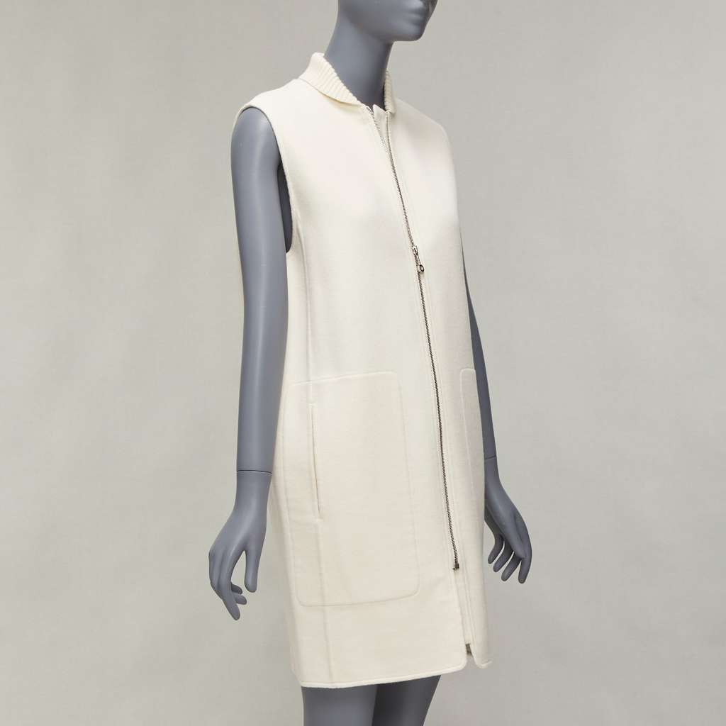 Hermès Cream Ribbed Sleeveless Coat Beige Cashmere Never worn - Model View