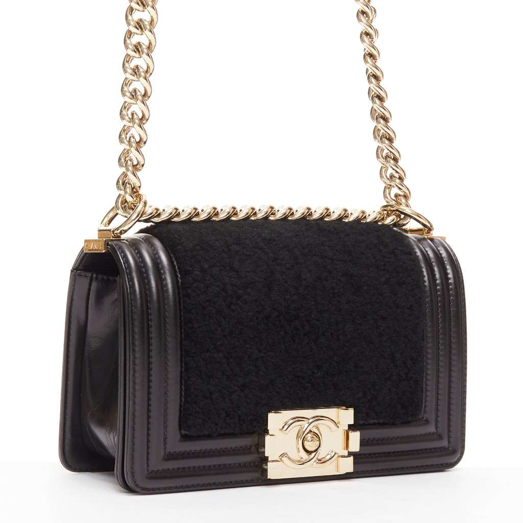 Chanel Boy Small Black Leather Very good - Inside View