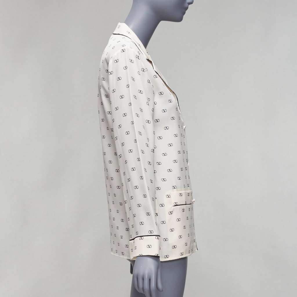 Valentino Garavani Piping Pajama Shirt Beige Silk Never worn, with tag - Model View