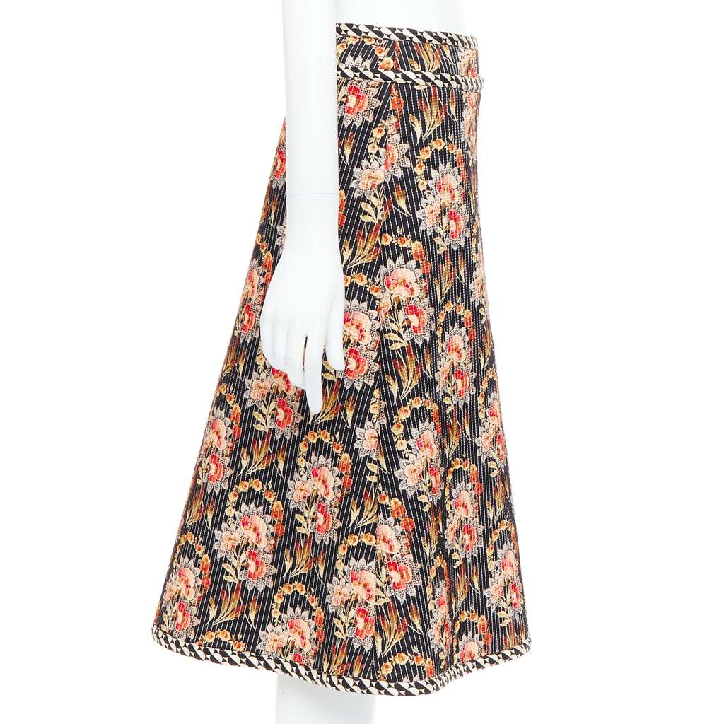 Oscar De La Renta Floral Quilted Skirt MultiColor Silk Never worn - Model View